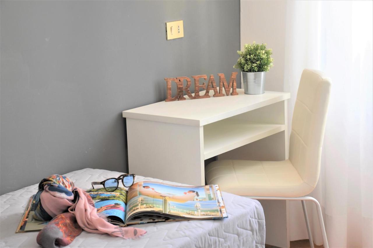 Hotel Delaville Frontemare Lido di Jesolo Eksteriør billede