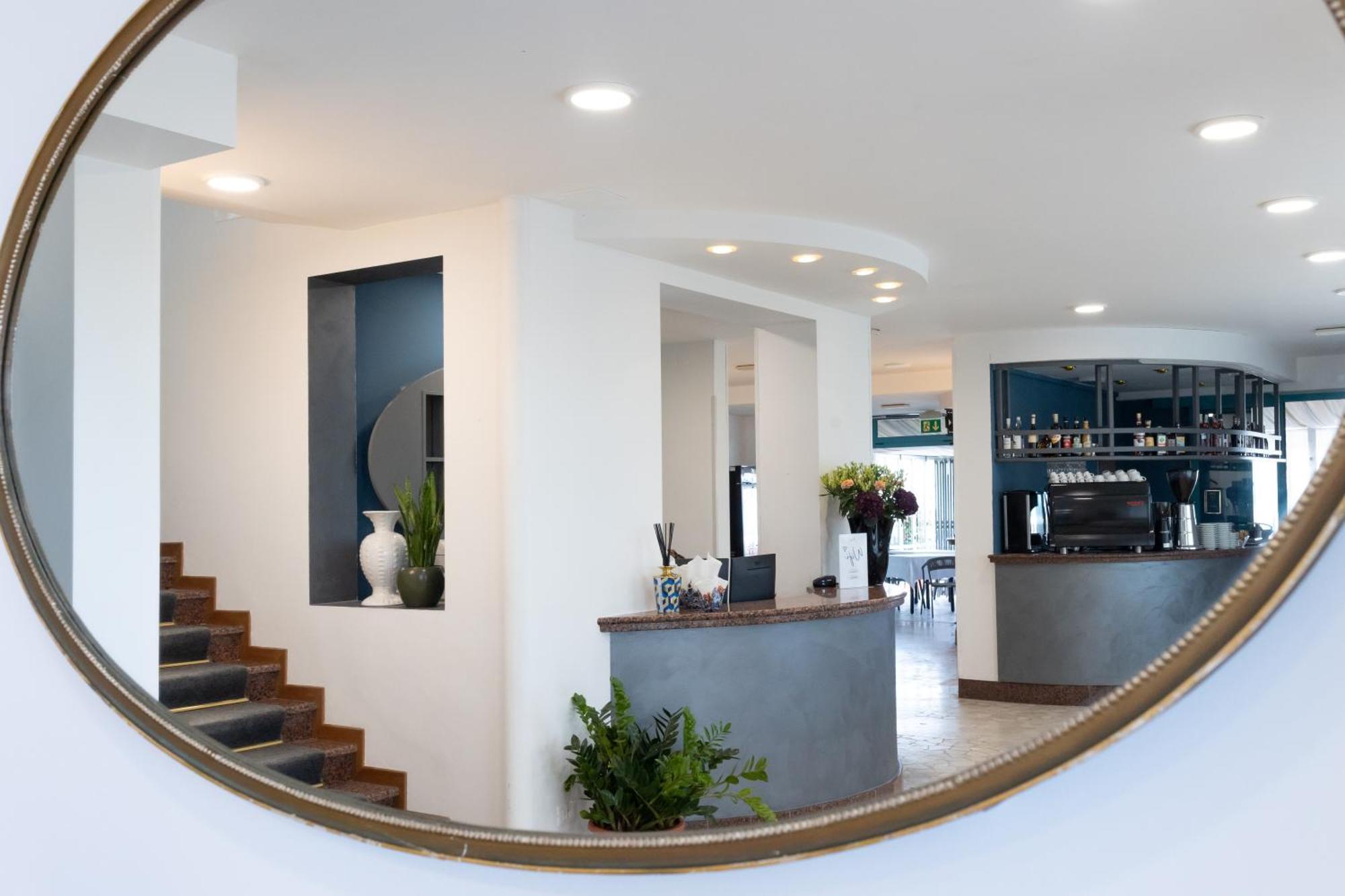 Hotel Delaville Frontemare Lido di Jesolo Eksteriør billede